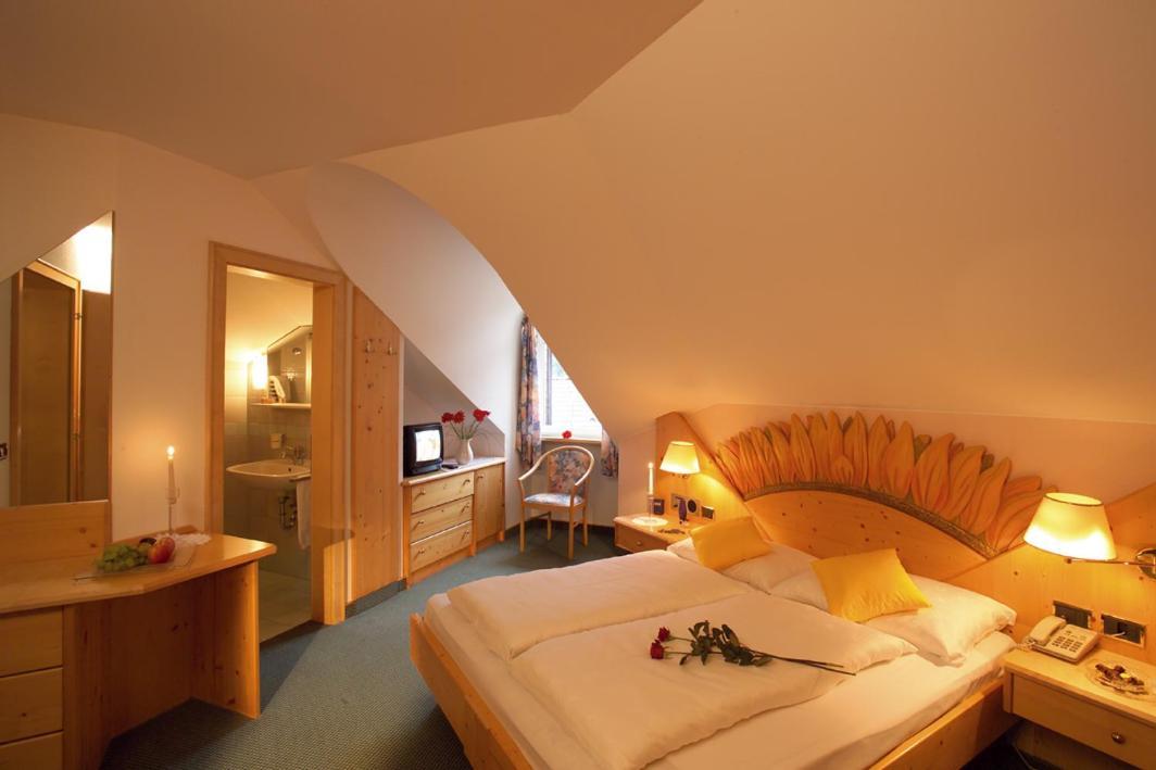לוסון Hotel Rosental מראה חיצוני תמונה